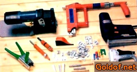 Инструмент для отделки балкона вагонкой