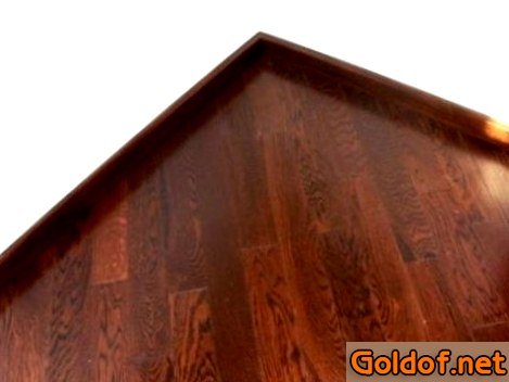 Плинтус под цвет напольного покрытия