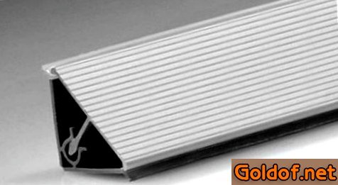 Алюминиевый плинтус