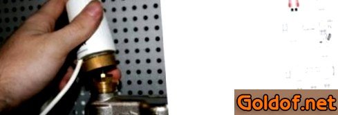 Снимаем терморегулятор со смесительного узла