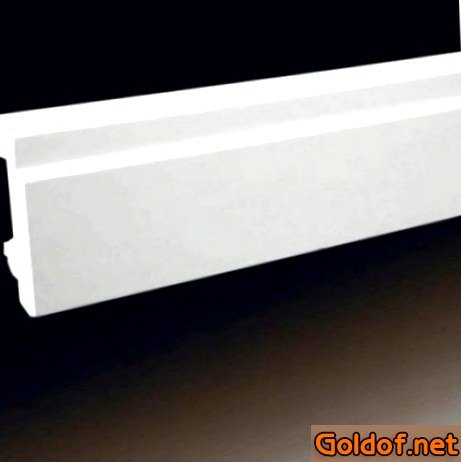 Плинтус из полиуретана для пола