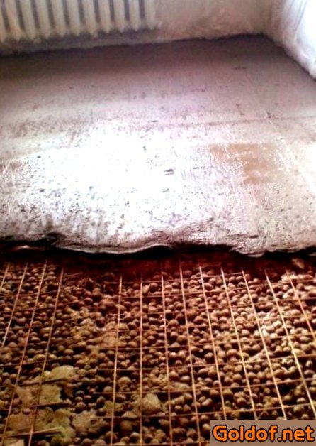 Утепление потолка керамзитом