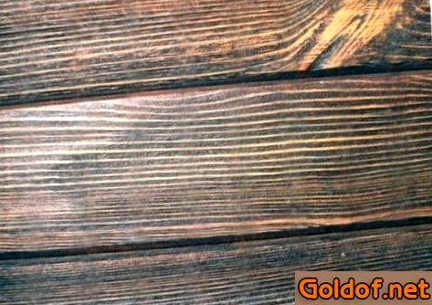 Состаренная массивная доска