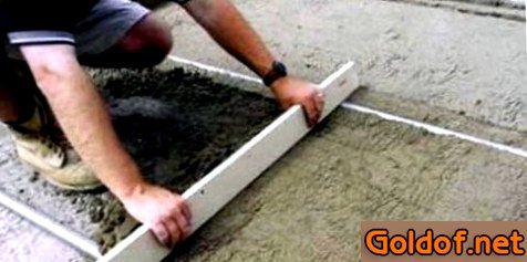 Заливка бетонной смеси и разравнивание