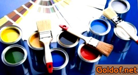 Как подобрать цвет потолка