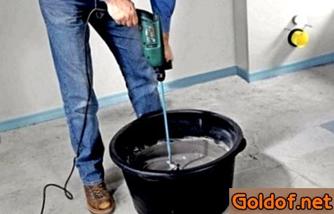 Проверка горизонтального уровня пола 