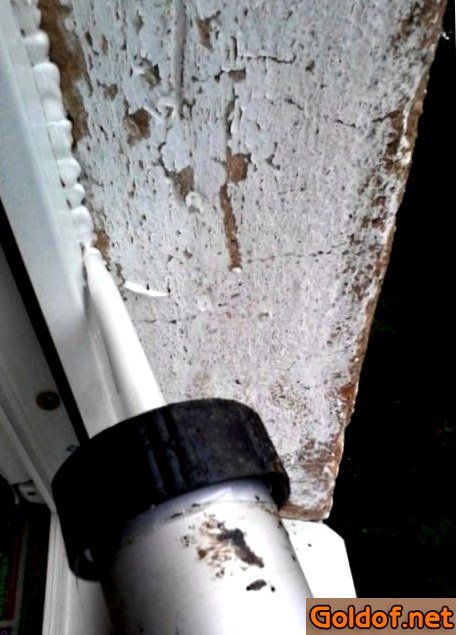 Заделка щелей в окнах герметиком