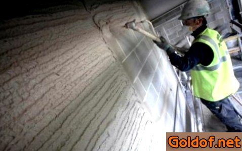 Машинная штукатурка стен