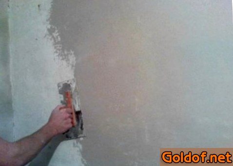 Грунтовка стен перед штукатурными работами