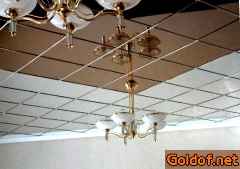 Крепление зеркального потолка