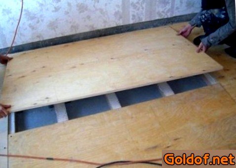 Укладка фанеры на лаги